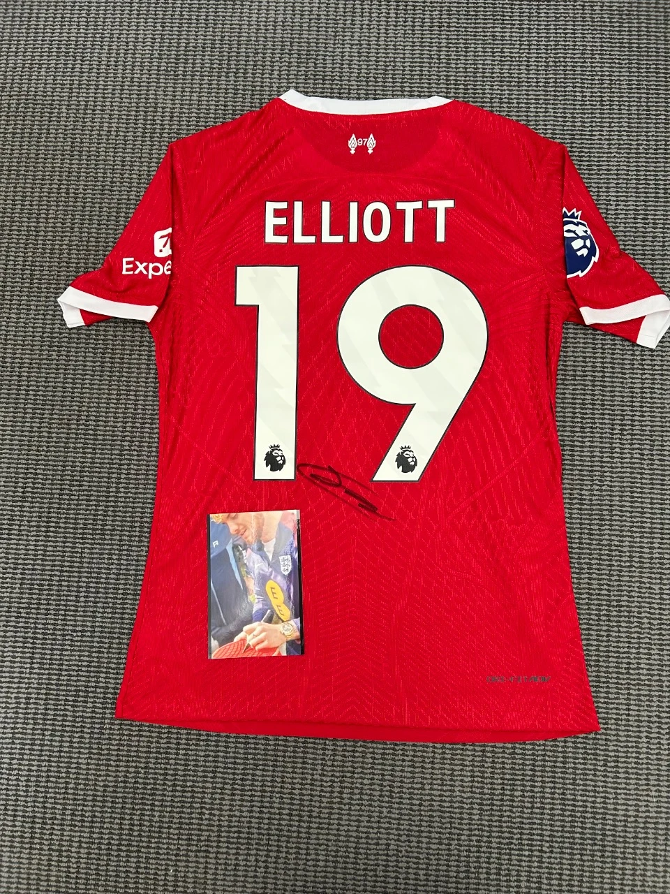 Gesigneerd shirt Harvey Elliott, Liverpool